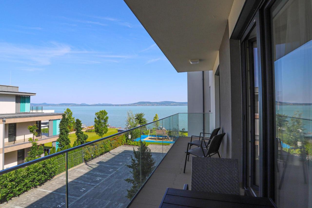 Platan Beach Apartman With Lakeview Balatonboglár Exterior foto